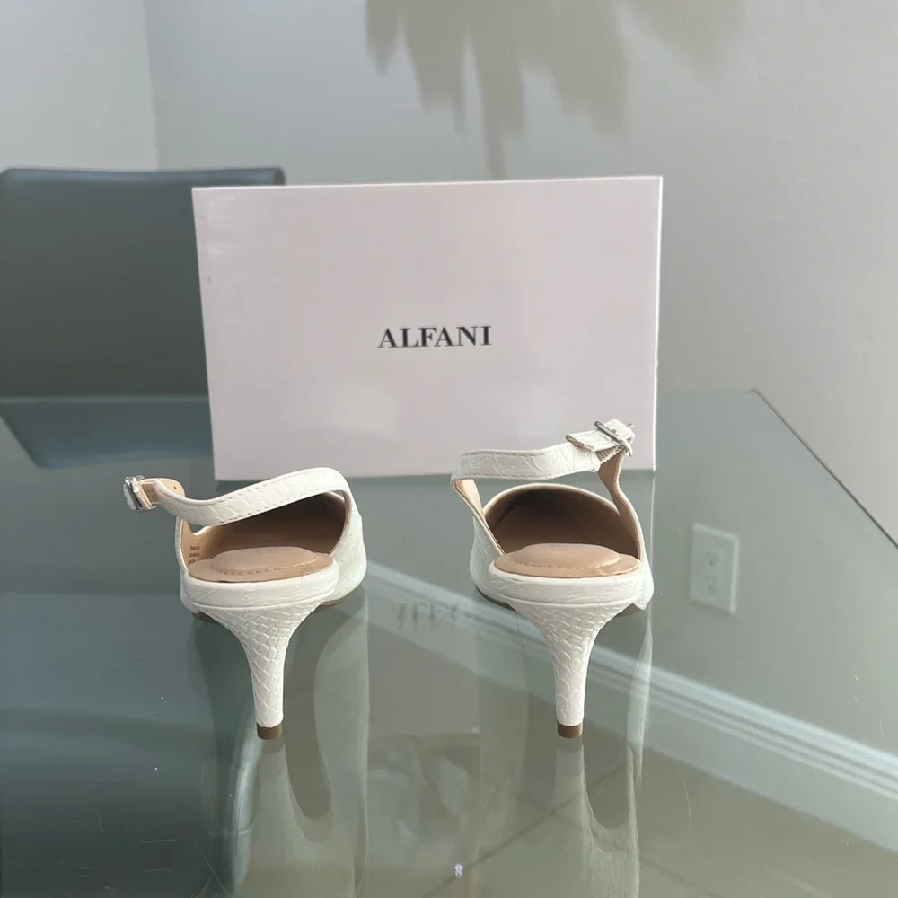NEW Alfani Women's Step N' Flex white Sling Back Buckle Pointed Pumps Size 7.5M - Picture 4 of 9